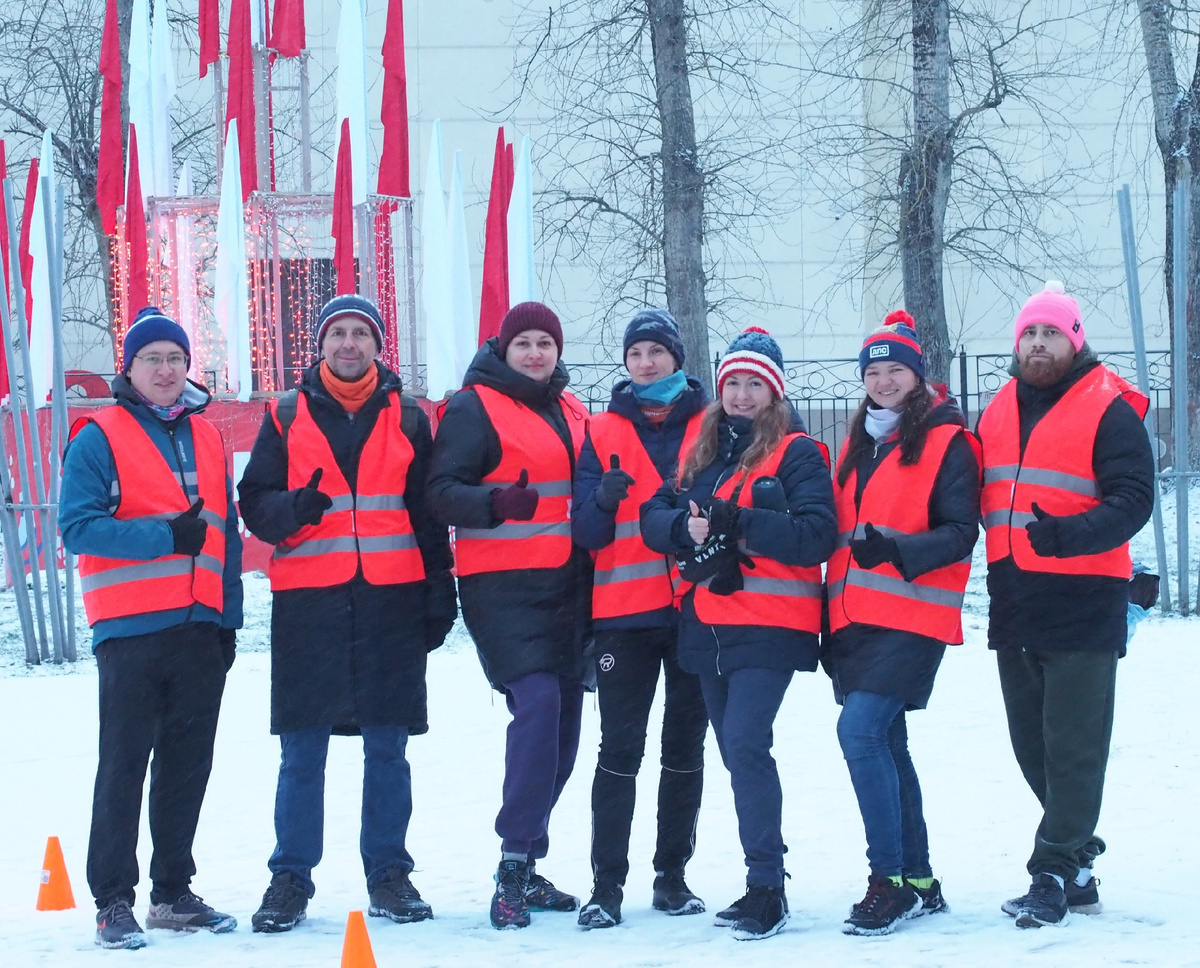 Фото части волонтёров