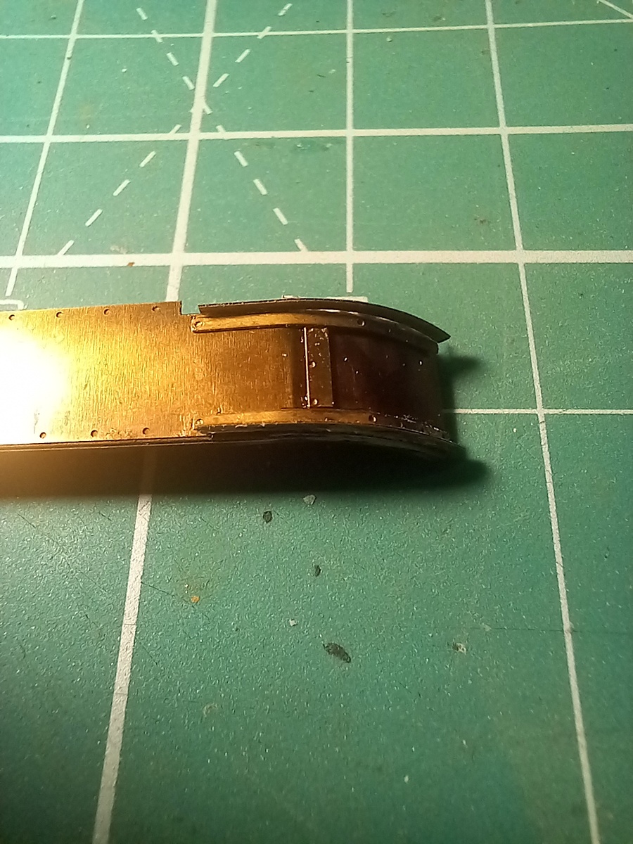                                                     Ребра жесткости установлены