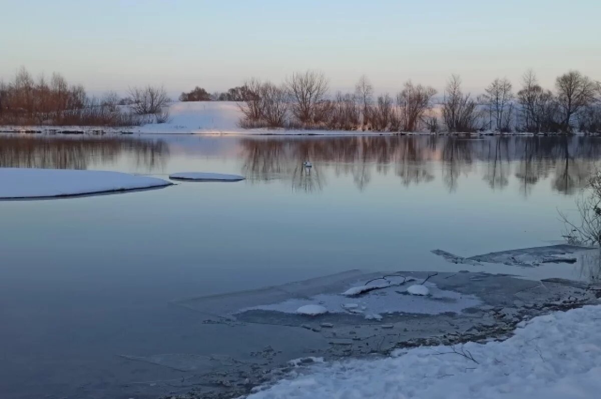    Воронежцев предупредили об опасности выхода на первый лед