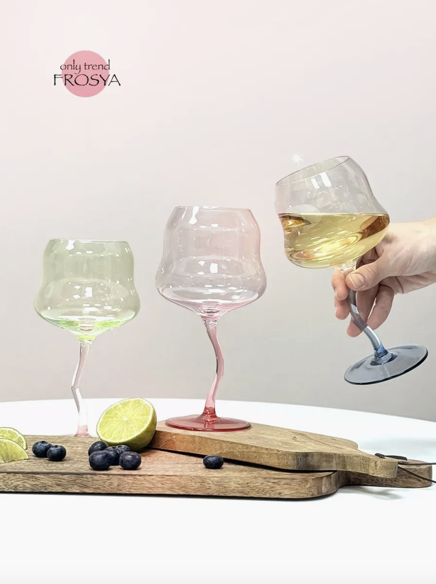 Танцующие бокалы