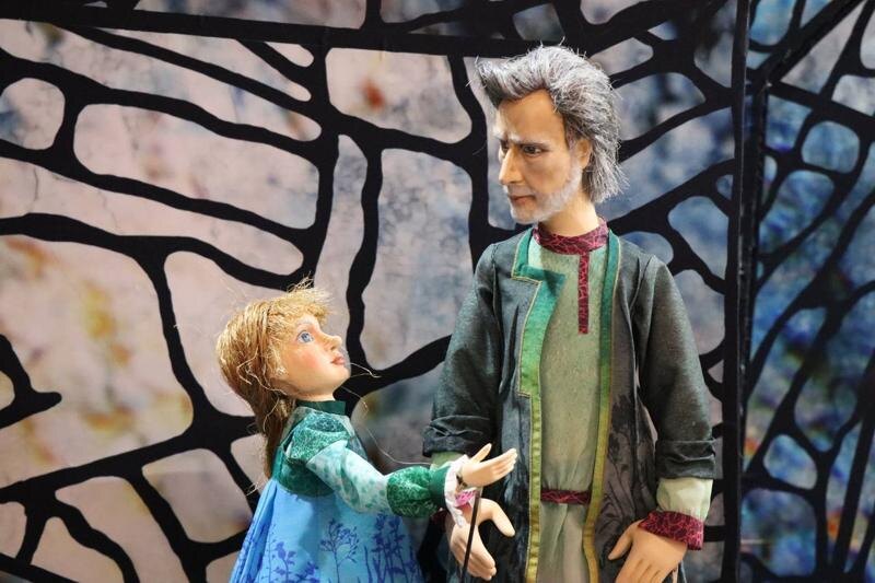    Екатеринбургский театр кукол / Кукольное «Таюткино зеркальце» покажут в Екатеринбурге