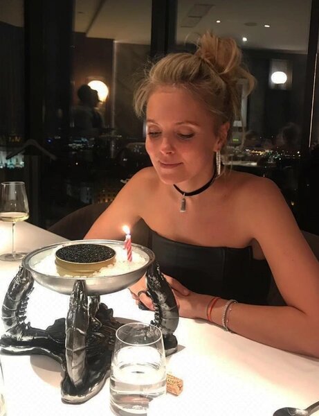 Виктория Манасир