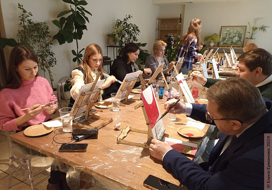 Листайте вправо, чтобы увидеть больше изображений