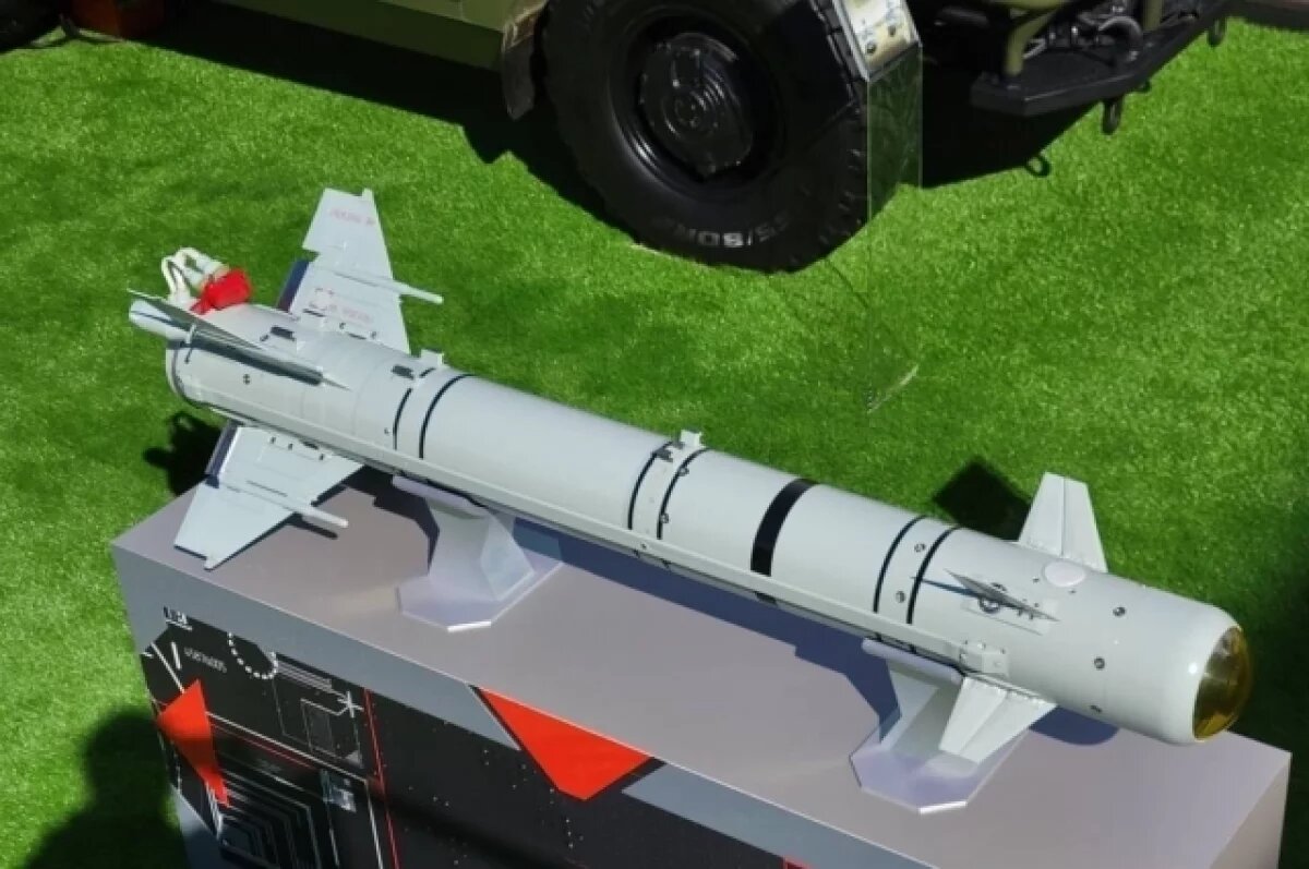    Российскую ракету «Изделие-305» в зоне СВО сравнили со скальпелем