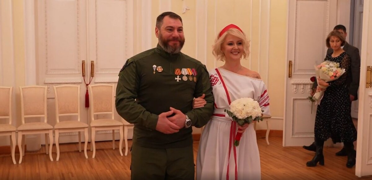     Боец Сибирской дивизии с позывным Таймень женился в Красноярске