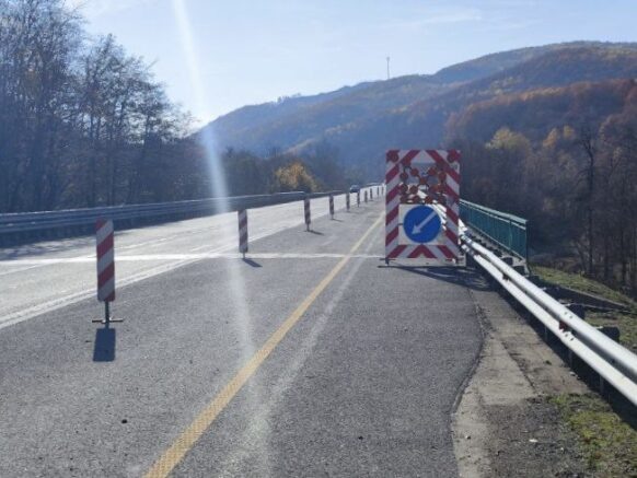    Ремонт моста через реку Каверзе / ГК "Автодор"