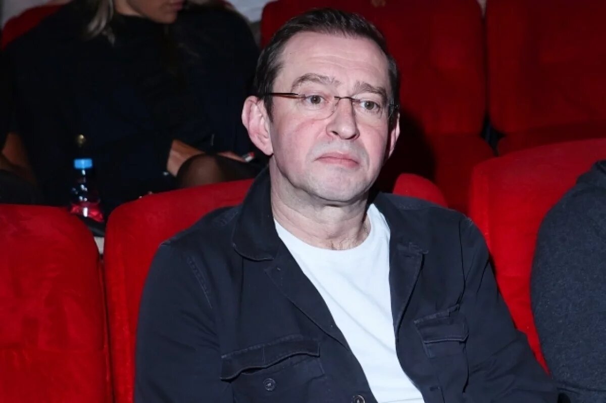    Хабенский дебютировал в роли режиссёра, поставив спектакль «Чайка»