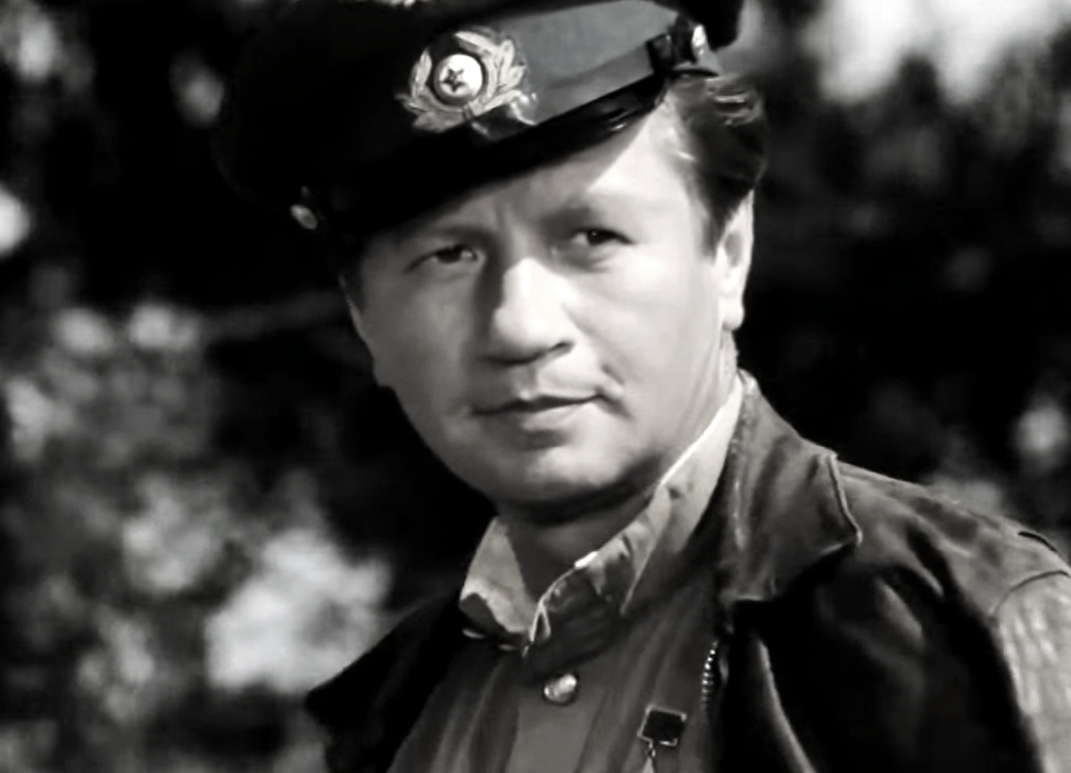 Кадр из кинофильма "В бой идут одни "старики", 1973 г., режиссер Леонид Быков, сценаристы Леонид Быков, Евгений Оноприенко, Александр Сацкий, композитор Виктор Шевченко (скриншот) 