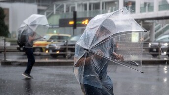 ИИ от Google предсказывает погоду лучше синоптиков: что нужно знать про GenCast