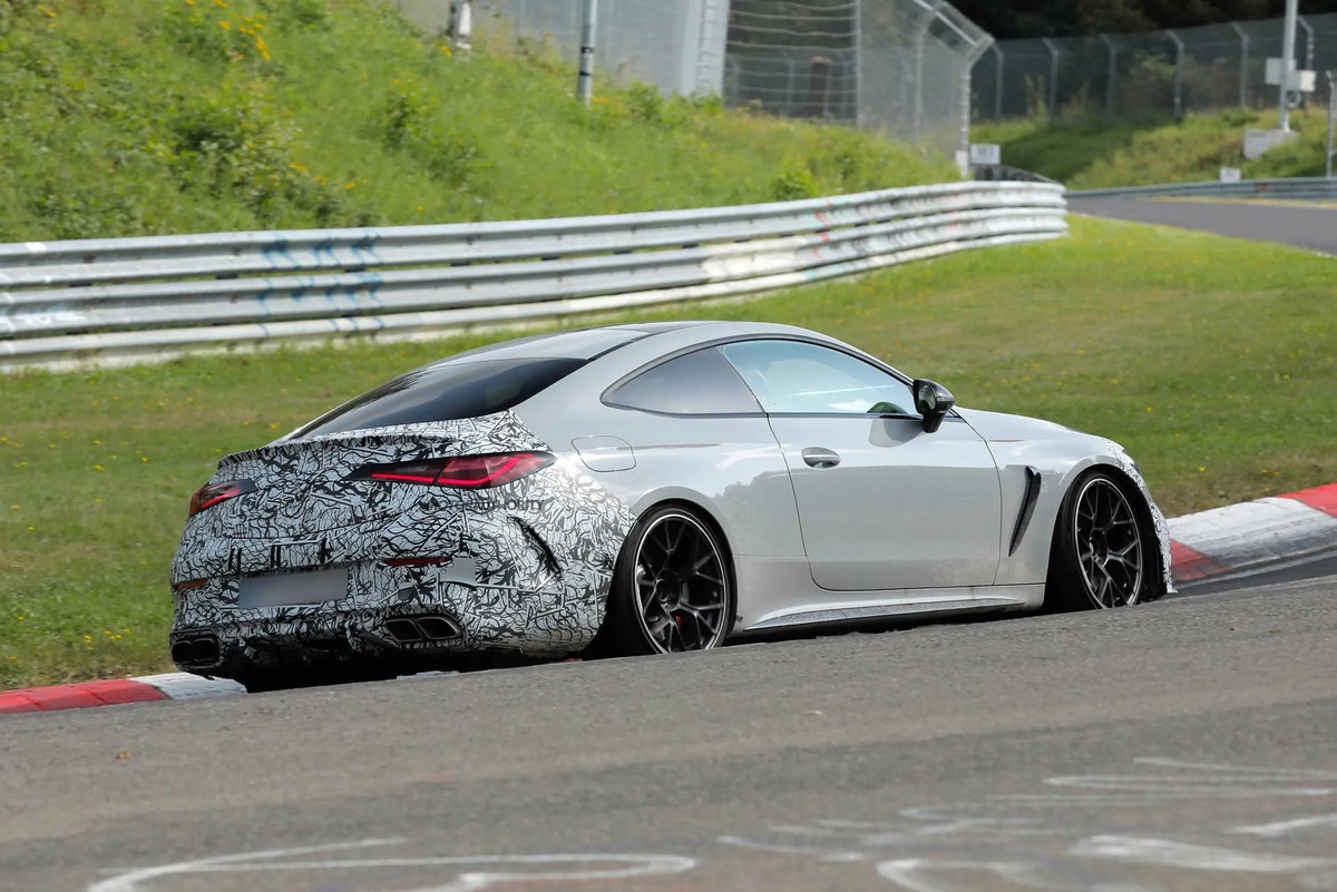 Фото motorauthority  📷
