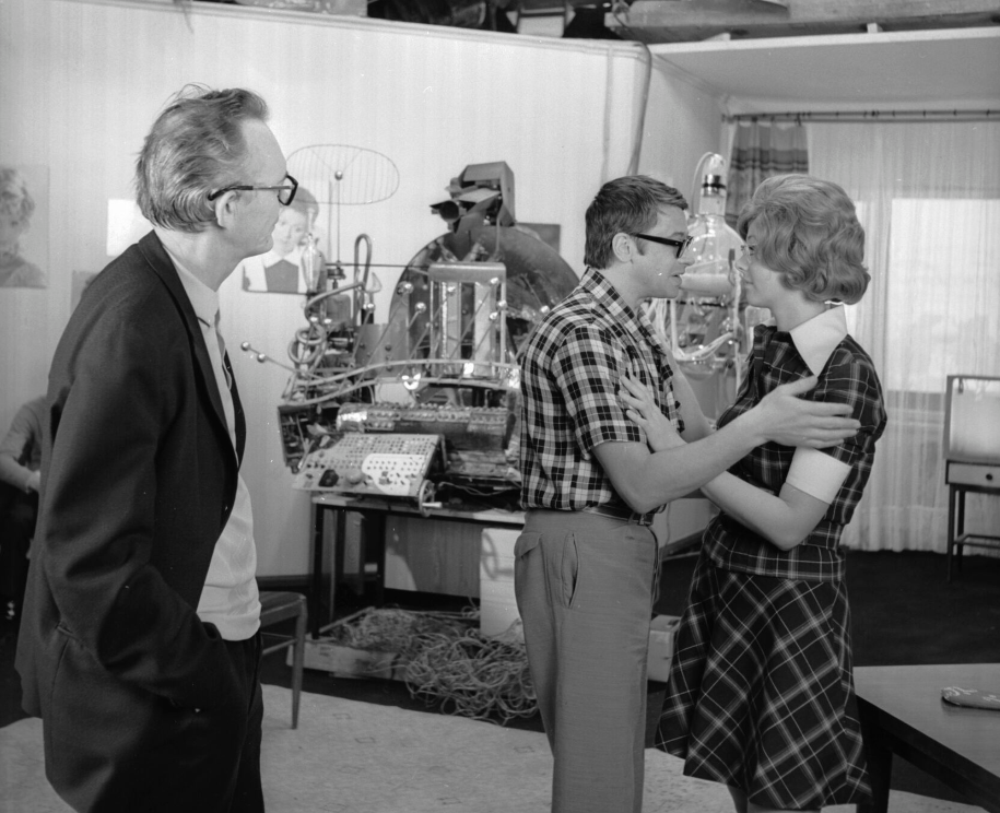 Леонид Гайдай, Александр Демьяненко и Наталья Селезнева на съемках фильма «Иван Васильевич меняет профессию», 1972 год. Фото: Кинопоиск