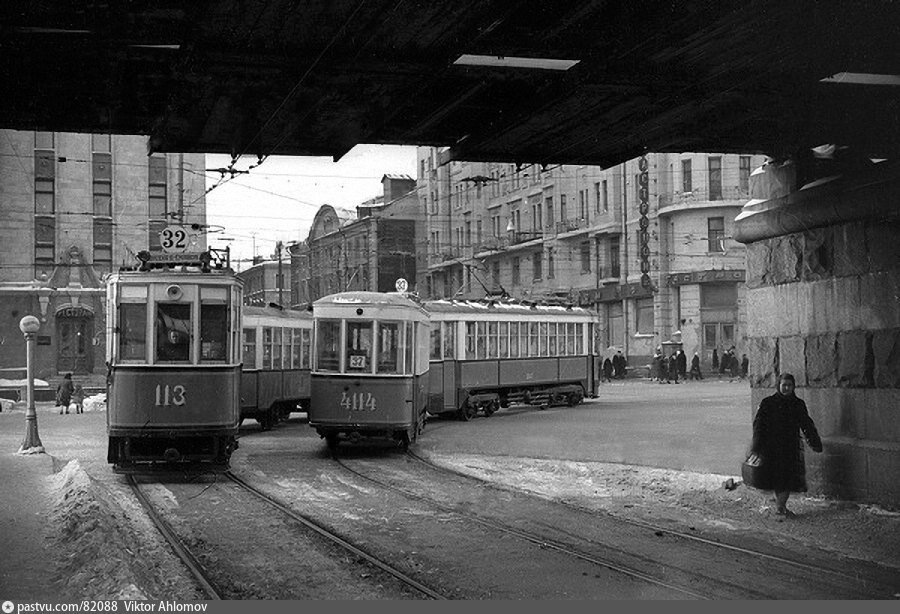 Вид на начало Домниковской улицы со стороны Комсомольской площади, 1960.