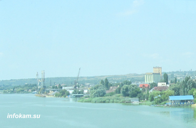    На реке Камышинке