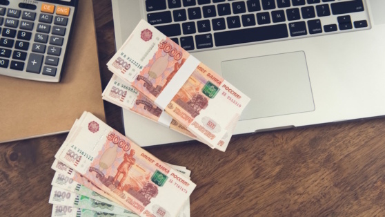    В Госдуме одобрили поправки об отчислениях в бюджет с дохода за рекламу в интернете Роман Захаров