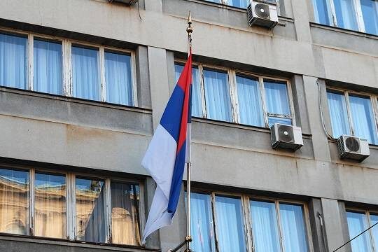    В Белграде на 15 минут заблокировали улицу у Радио и телевидения Сербии