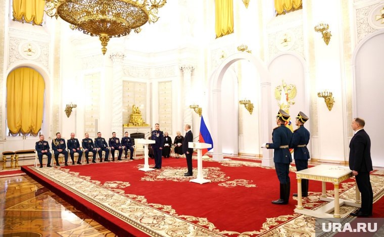 Вручение Золотых Звезд Героям России всегда проходит в Георгиевском зале Кремля
Фото: Сайт Президента России