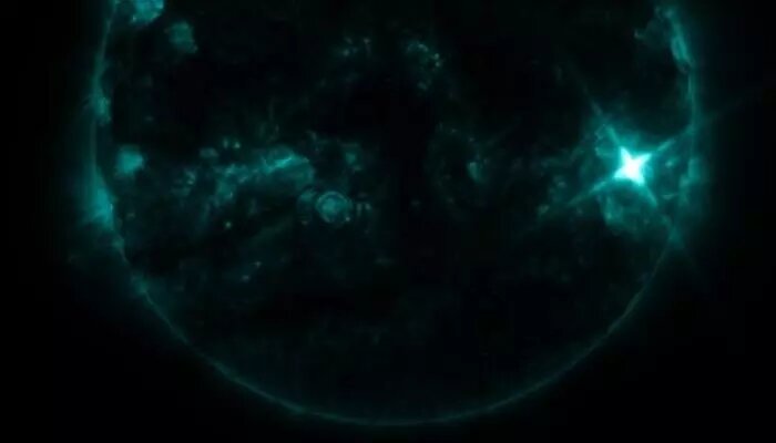     Автор: Лаборатория солнечной астрономии ИКИ и ИСЗФ