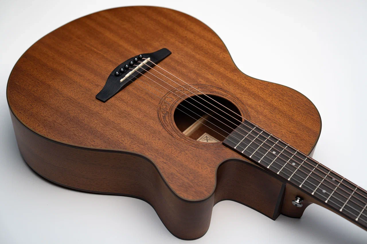 Акустическая гитара Shinobi H-1/N