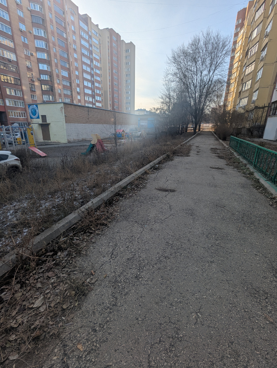 Как видите снега нет 