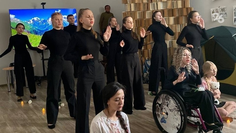    Выступили творческие коллективы Фото: Диана Агабекян / / ИА «Победа26»