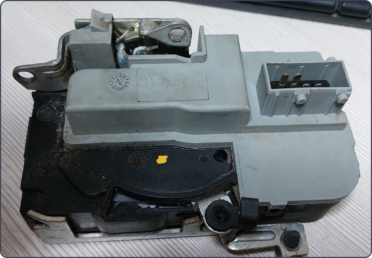 Замок двери Лада гранта Артикул 21900610501310