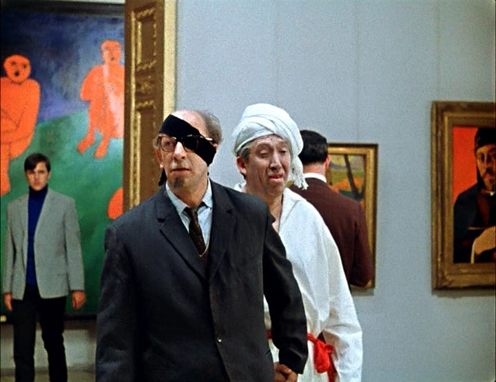 кадр из фильма "Старики-разбойники"