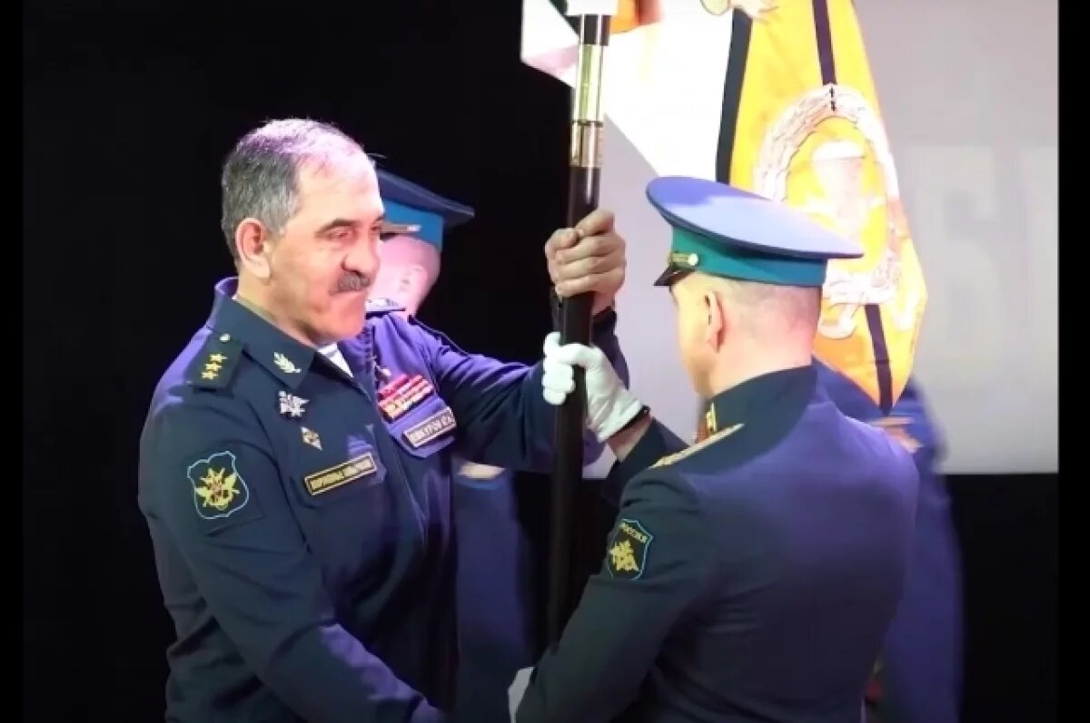    Пять полков 104-й дивизии ВДВ получили боевые знамёна