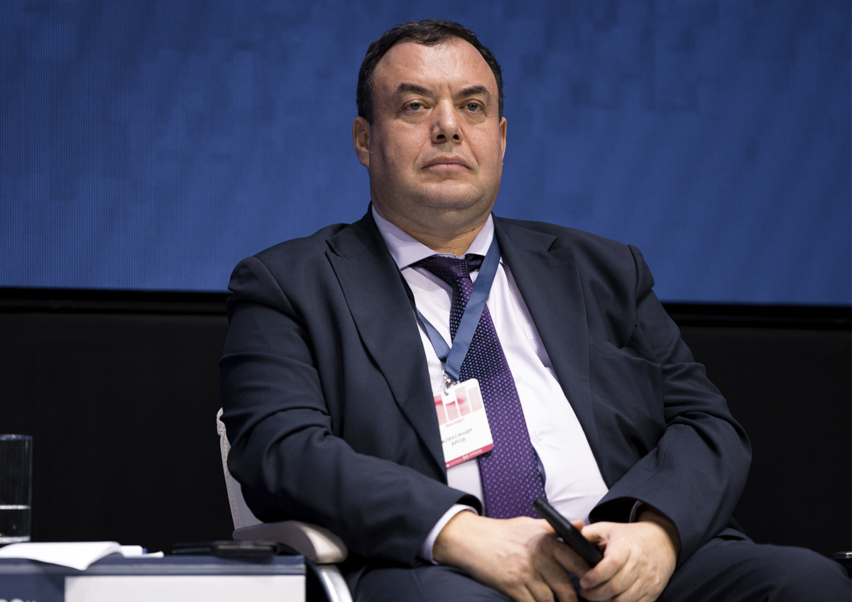    Член СПЧ Брод назвал основные принципы новой миграционной политики