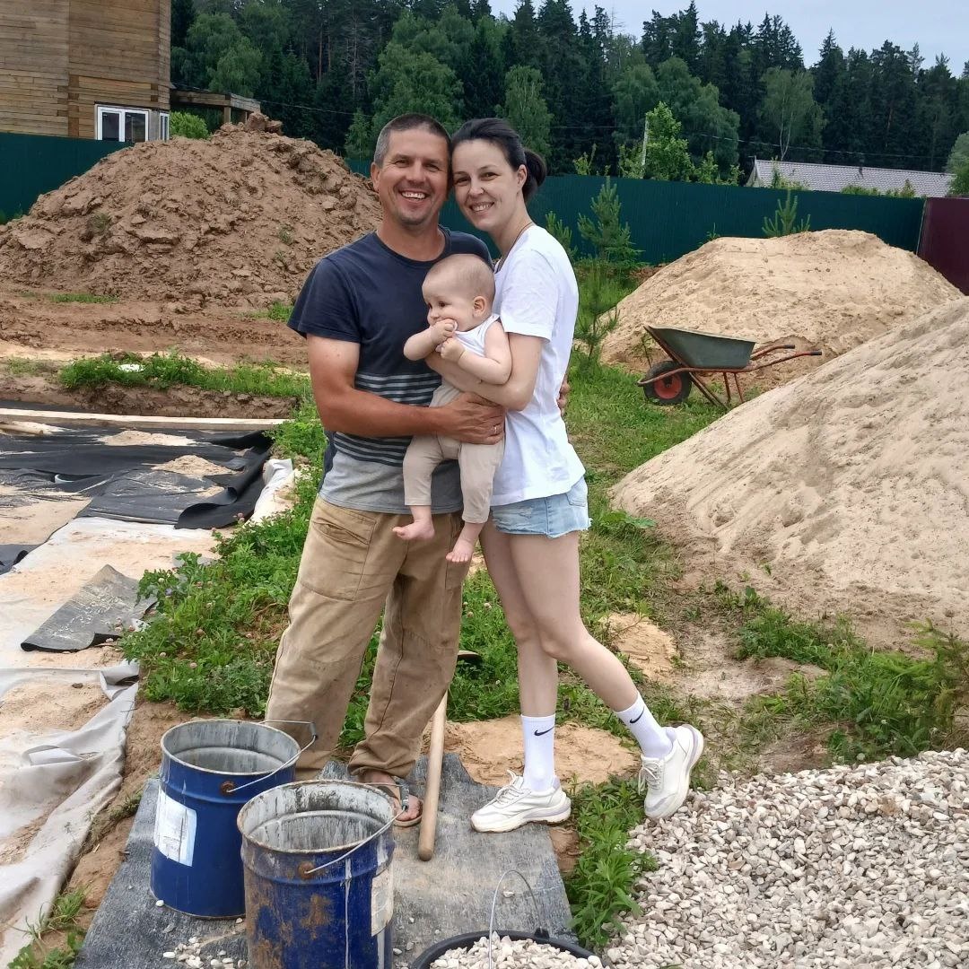 В самом начале пути.