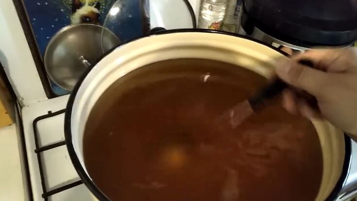 Приготовление сиропа для пчел