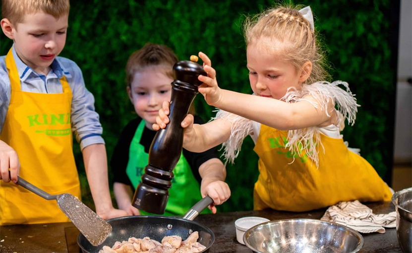    Гончарное мастерство, научные шоу и фехтование – необычные мастер-классы для детей и подростков в Ижевске