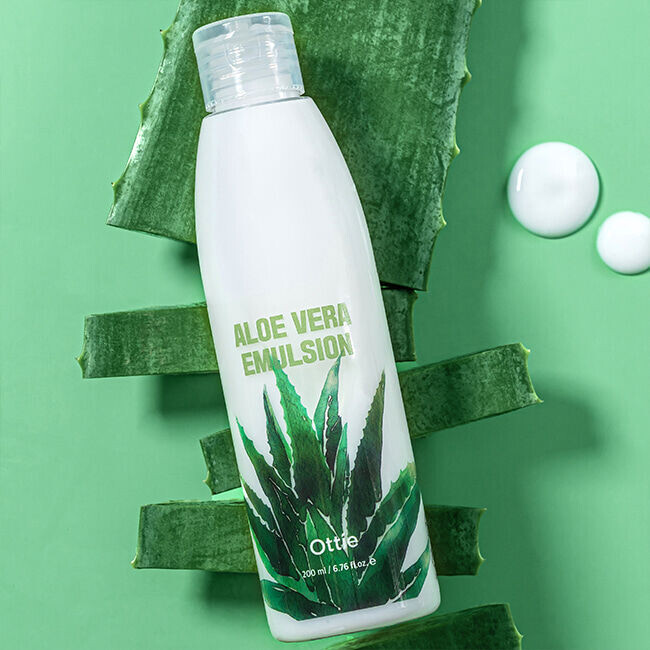 Эмульсия с тремя видами алоэ Ottie Aloe Vera Emulsion, 200 мл