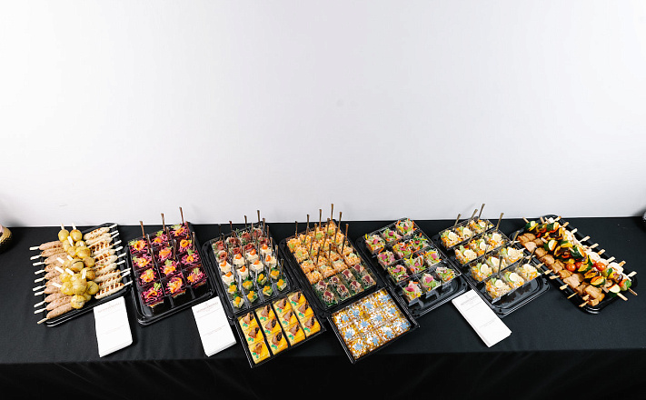 Готовый "Офисный фуршет" на 15 персон