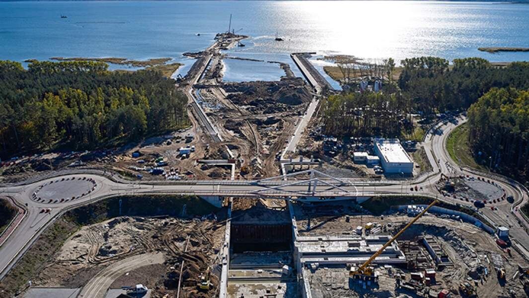    Фото: TASS/EPA/Adam Warzawa