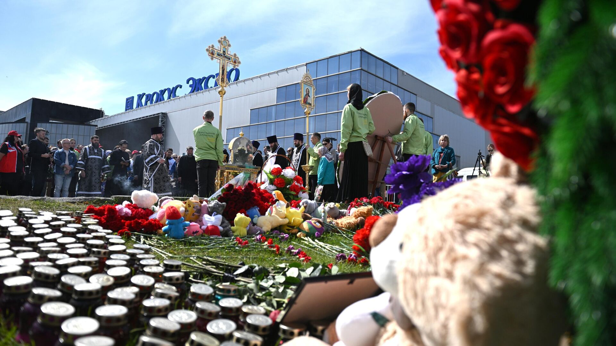 Теракт в концертном зале "Крокус сити холл" в Москве 22 марта. Фото из открытых источников