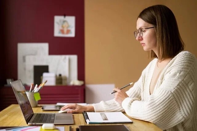    Почему суббота, 28 декабря, рабочий день?