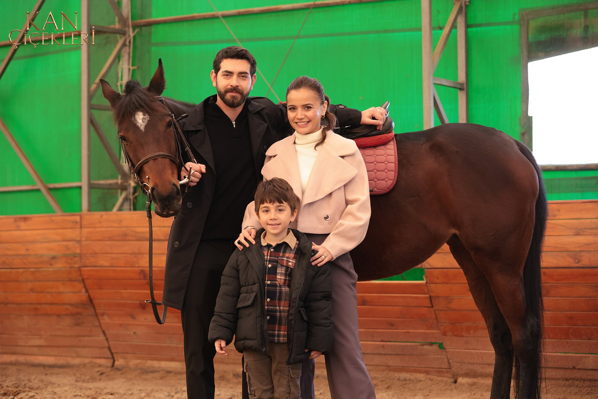 Кадр из 406 серии сериала Кровавые цветы