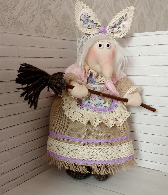 Добрейшая старушка