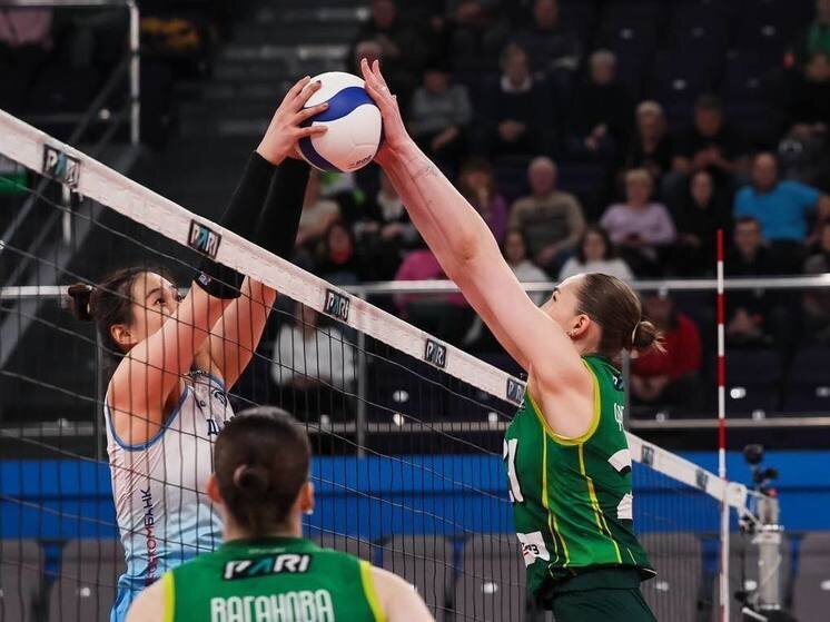     Официальный Telegram-канал волейбольного клуба "Уралочка"