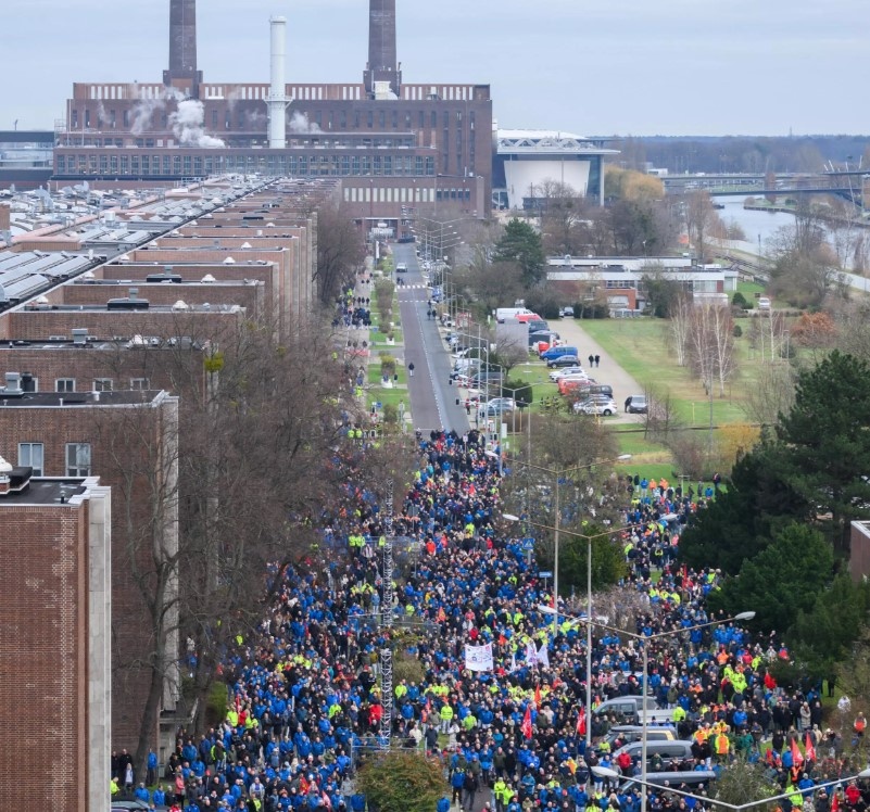 Фото: Julian Stratenschulte / POOL/AFP  📷
