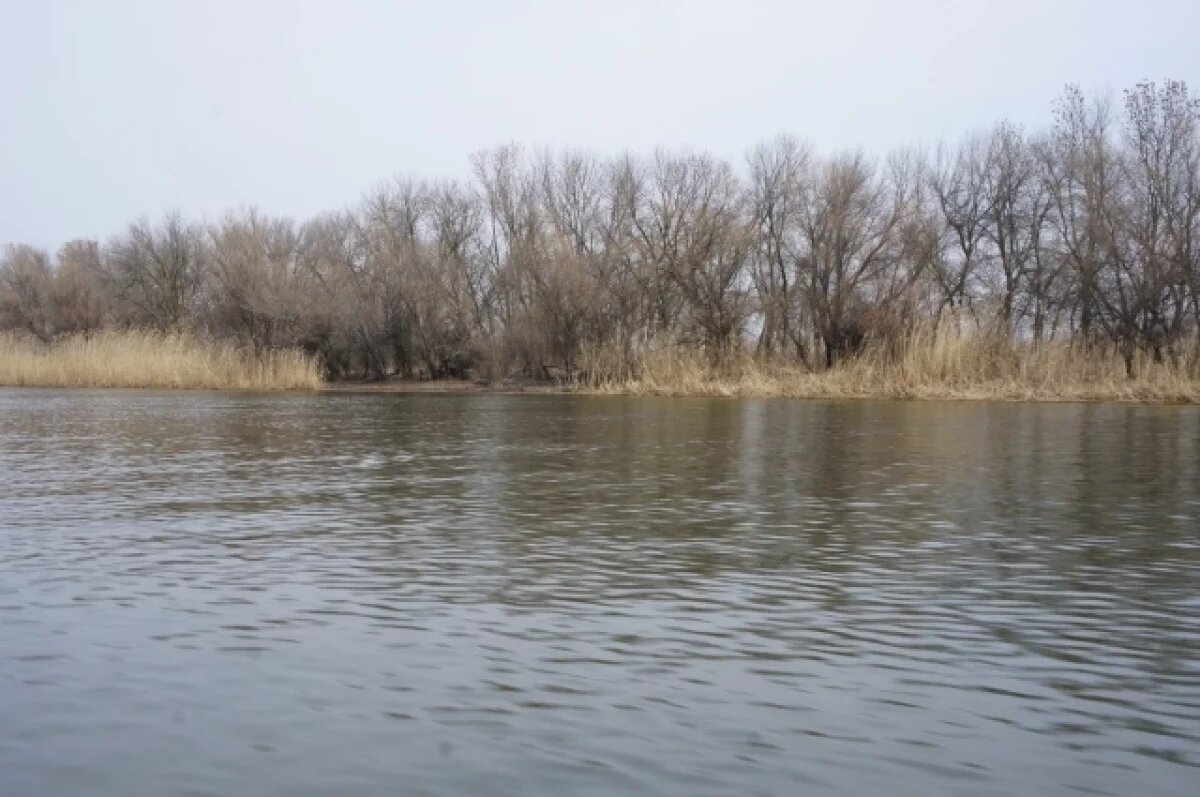    В Астраханской области вновь затонула понтонная переправа