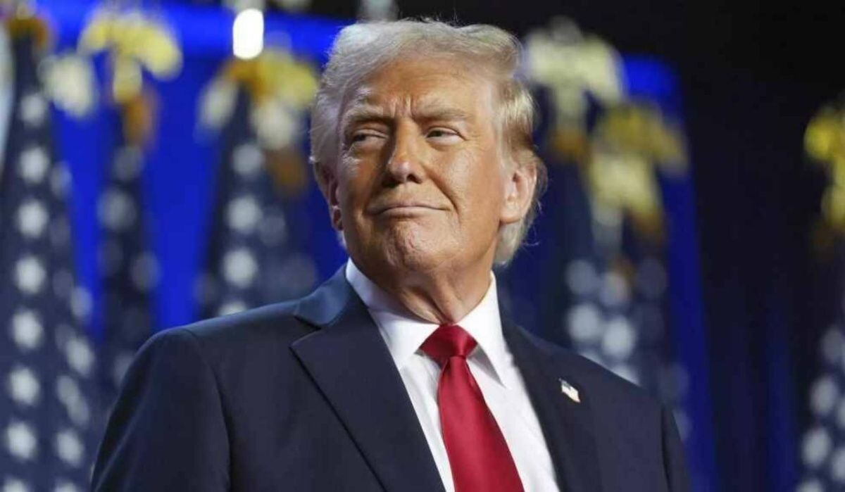     Дональд Трамп. Источник: ria.ru Автор фото: Evan Vucci