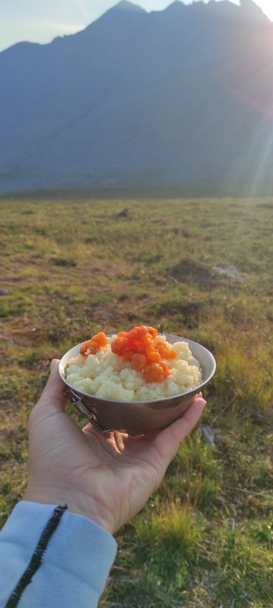 Завтрак с морошкой 