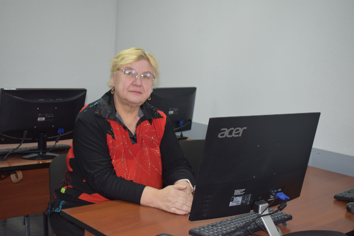 Наталия Владимировна привыкла помогать людям. Золушка ведь!