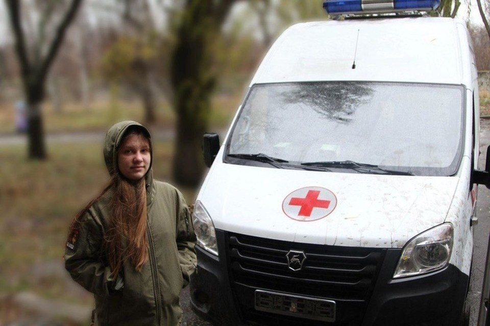    14-летняя Аня из Донецка получила медицинские навыки в полевых условиях Мария ГИЧЕНКО