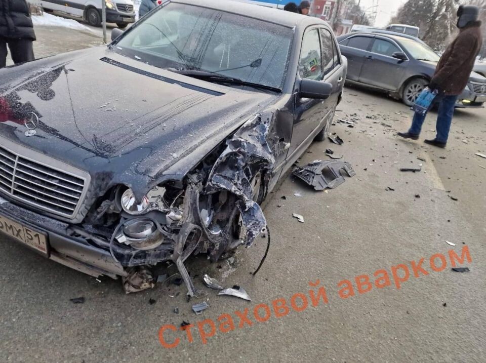    ДТП на Ленина / Никитина. Источник: Страховой аварком, t.me/vkurse22