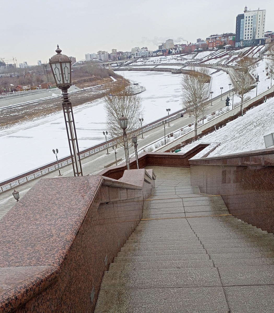 Фото автора канала 'Волнушка".  Набережная.