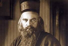 Владыка Николай (Велимирович). https://www.opstinasokolac.net/2021/03/09/vladika-nikolaj-velimirovic-pesimisti-su-ljudi-cija-dusa-nije-sposobna-za-ove-tri-stvari/