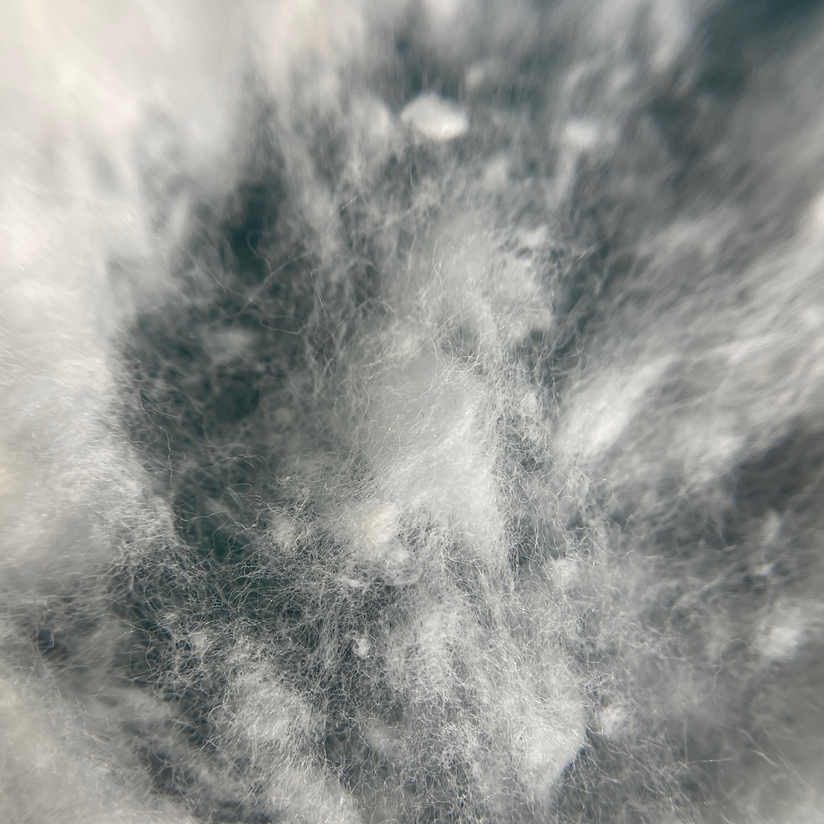 Красивое фото плохой ваты, для наших игрушек такая не подходит