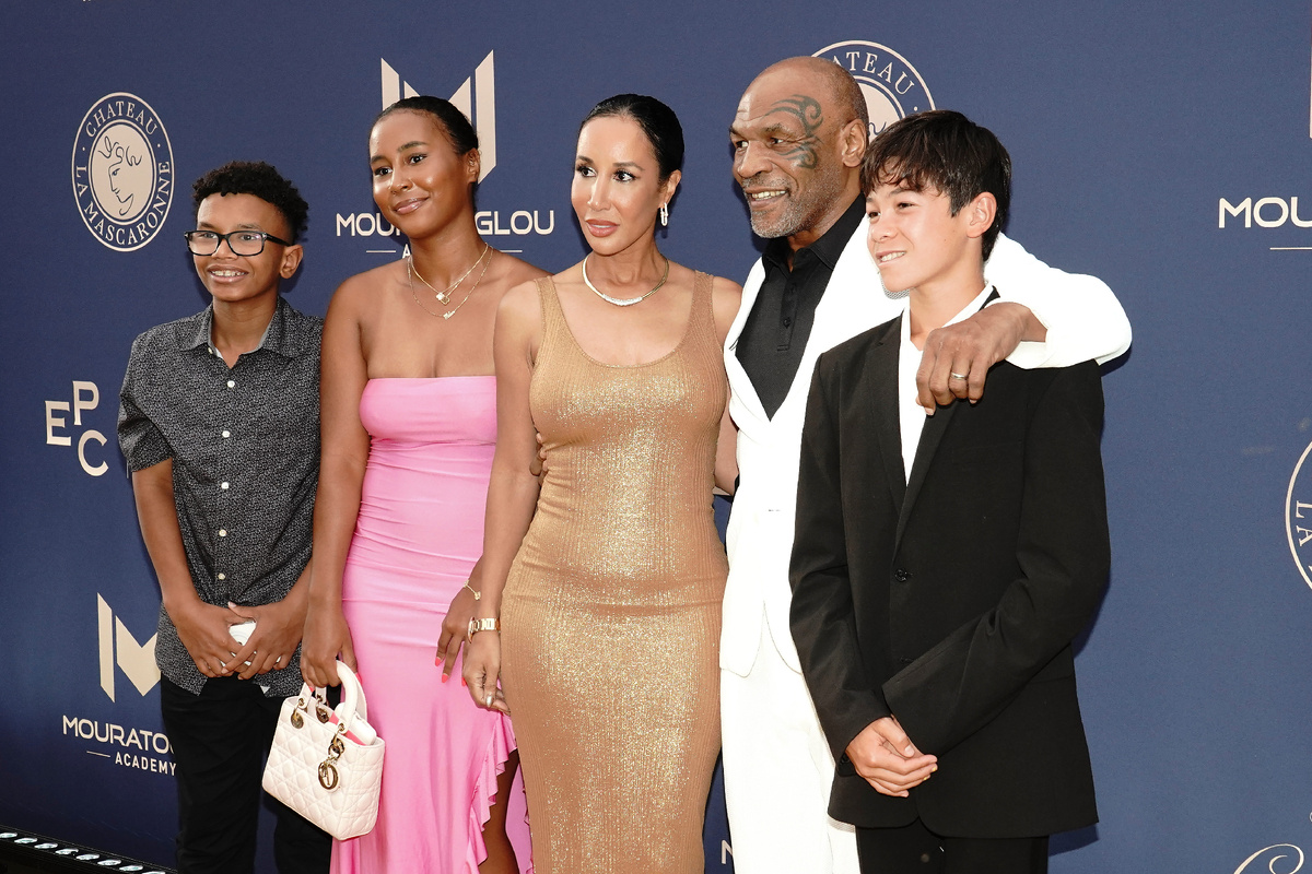 Майк Тайсон с семьей  Фото: globallookpress